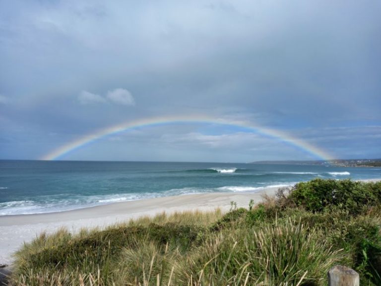 Rainbow Binalong Beach