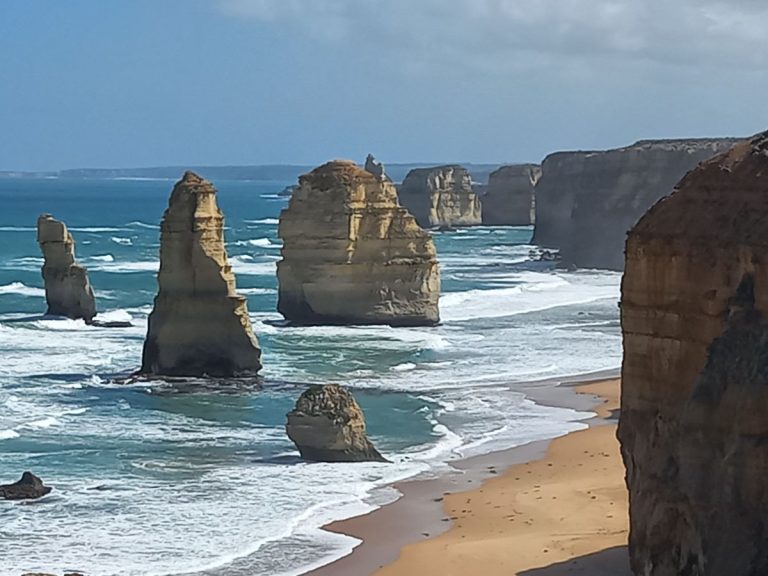 12 Apostles